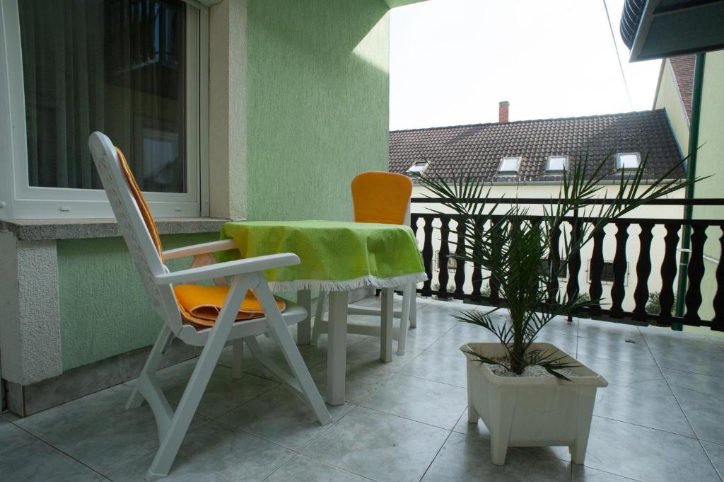 Oleander Apartman Heviz Ngoại thất bức ảnh