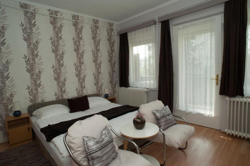 Oleander Apartman Heviz Ngoại thất bức ảnh